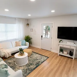 Holiday home Luxury &stylish Near Ybor Dt Location, Tampa